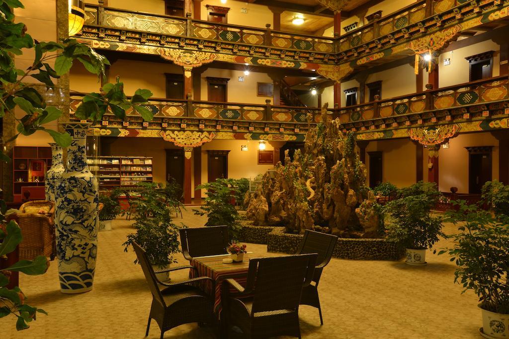 شانغريلا Lanting Yipin Hotel المظهر الخارجي الصورة